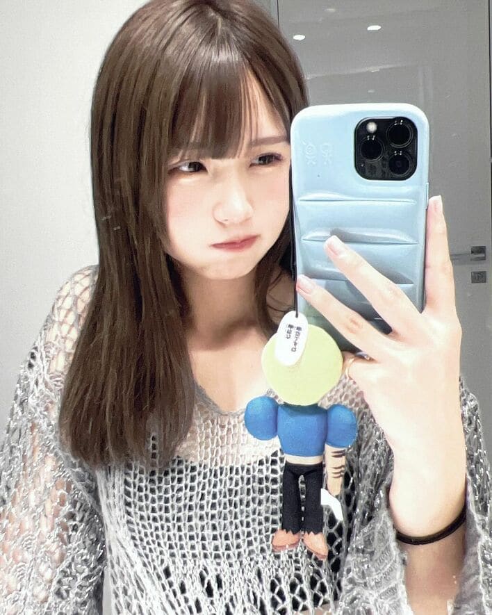 ストラップに目がいっちゃう」ばんばんざい・るな 