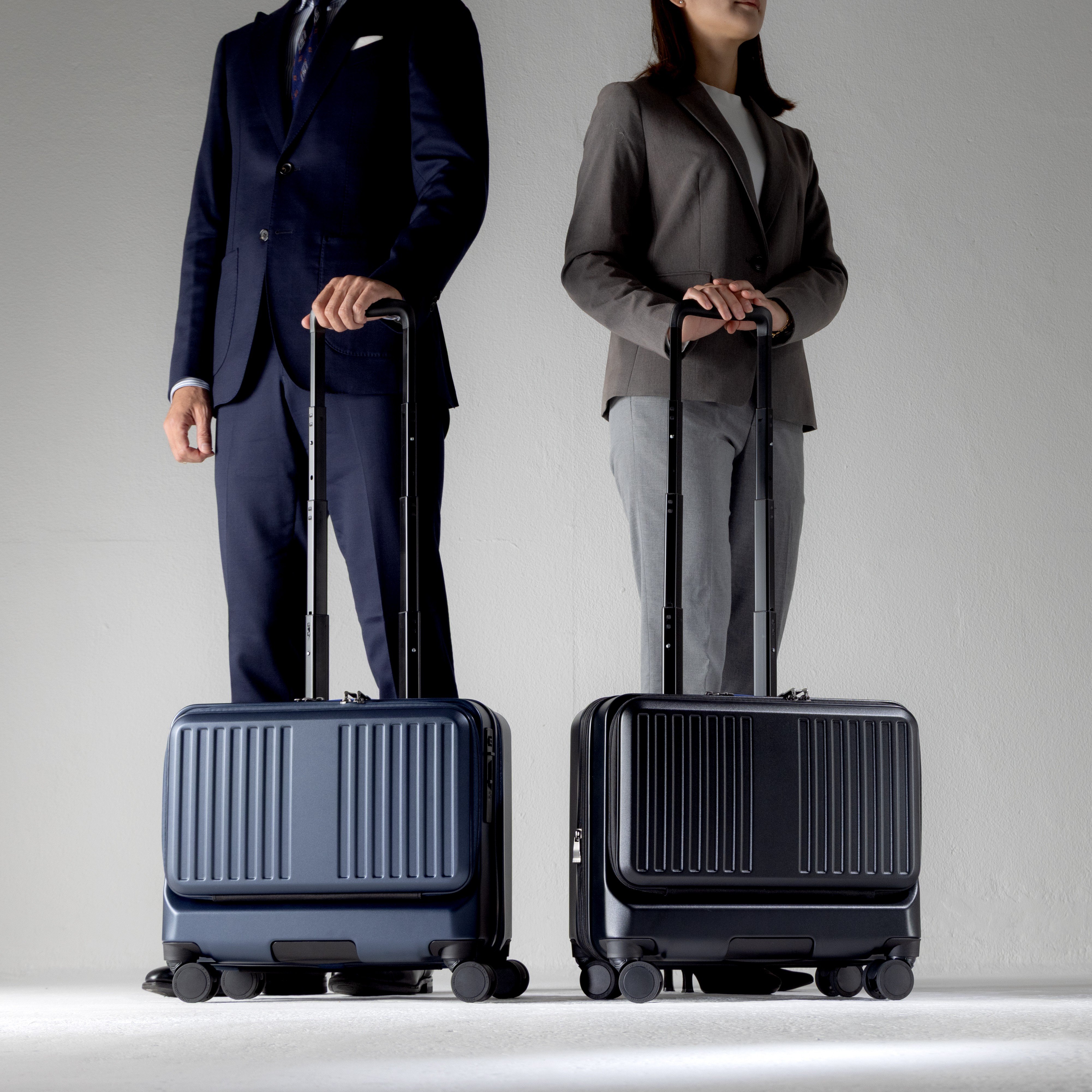 シリーズ累計販売数 1万個突破＞ANAオリジナルのフロントオープン