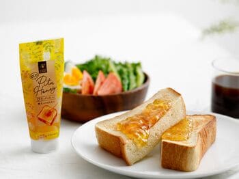 "垂れない"はちみつ『ぴたハニー』、手軽なチューブタイプで新登場！