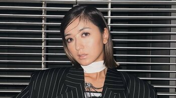 「鍛えはじめて1年ちょい」みちょぱ  圧巻の広背筋とくびれラインを大胆披露「アスリートみたい」「キレイすぎる」こんがり焼けた肌にも注目