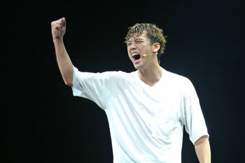 竹内涼真 初舞台＆初ミュージカルでエネルギー全開！「劇場でお客さんに会える喜びを感じている」