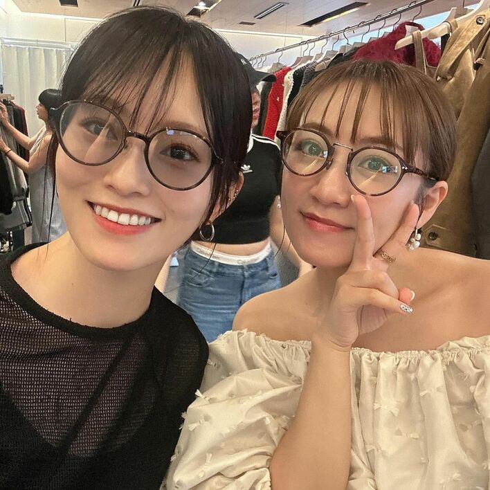 野生のたかみな”に遭遇！？山本彩&高橋みなみの2ショット公開 久しぶり