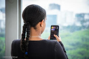 「年齢制限だけでは子どもを守れない」　子ども向けソーシャルメディア禁止措置　ユニセフが声明を発表 【プレスリリース】