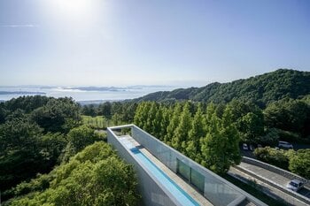 【瀬戸内リトリート 青凪】夏季限定インフィニティプールの遊泳を解禁、プールサイドにて限定カクテルを提供