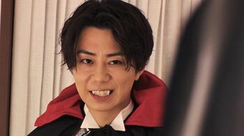 北山宏光 すべて自身考案の“吸血鬼姿”で超絶アクション！