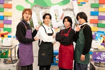 料理好きな正門良規に対し、料理初心者の末澤誠也は最新のAIを味方につけて…絶品料理を作り勝利するのは！？『Aぇ! groupのQ＆Aぇ!』