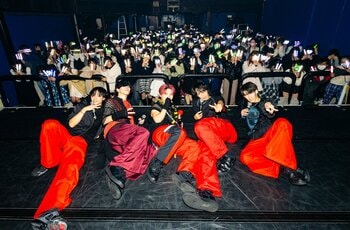 アナタシア、満員の初台DOORSで“再スタート”を宣言2部構成ワンマンライブ「Re:魂だけはお断り 2026」で魅せた、笑いと狂熱と覚悟