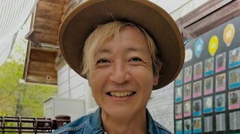 “元ウルトラマン”つるの剛士 自宅に密集した大量の“特撮”フィギュアたちを公開！ウルトラマンサーガ到着に「かっきぃぃ」と大興奮の様子も