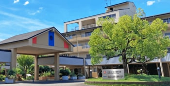 【関西外国語大学】障がいのある関西外大の学生が「誰もが自分らしく輝ける職場」を学ぶ　オムロン京都太陽を見学