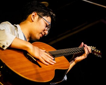 次世代ギタリスト・西村ケント、国内初のホール単独公演となる「クリスマスLIVE2026」を12月25日(金)に開催！