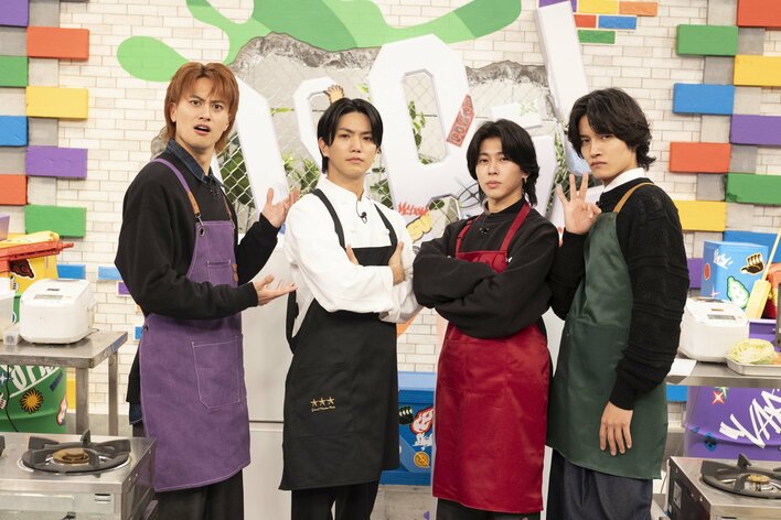 料理好きな正門良規に対し、料理初心者の末澤誠也は最新のAIを味方につけて…絶品料理を作り勝利するのは！？『Aぇ! groupのQ＆Aぇ!』