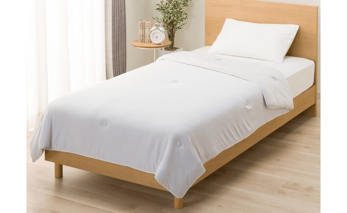 「シルクの心地よさに包まれて、朝まで快眠。」天然由来の保湿性と吸放湿性を両立した“洗えるシルク混肌布団”新登場