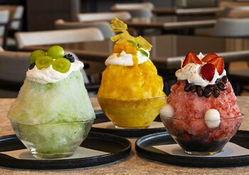 【ザ ロイヤルパークホテル アイコニック 那覇】3種の果実を味わうスイーツかき氷