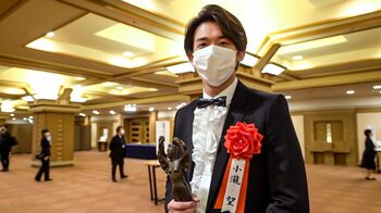 演劇界で躍進する小瀧望にとってジャニーズWESTとは…「久々にメンバーと会った時に求めてたんやって気づく」