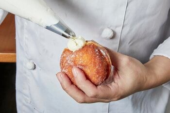 【大阪・梅田「ファクトリーカフェ」】生ドーナツ＆石窯ベーグルが食べ放題！「生ドーナツ＆ベーグルフェア」9月19日スタート