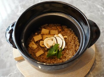 銀座7丁目7-7『HESTIA GINZA(ヘスティア ギンザ)』、10月1日(水)より松茸フェアを開催！