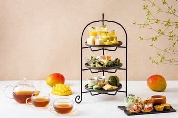 名駅徒歩5分、地上80mの絶景レストランで楽しむ初夏のご褒美！とろける宮崎県産マンゴー×抹茶の贅沢アフタヌーンティー