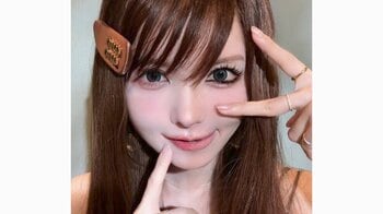 「脳みそバグった」益若つばさ “令和と平成ギャル”の半顔メイクを披露し反響！イメチェンのポイントも紹介「一瞬にして当時が蘇った」「これはすごい！」