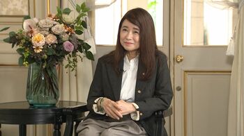 風吹ジュンが語る“女優をちゃんとできていない”というコンプレックス「いつ、どの場所に行っても、何か新人のよう」