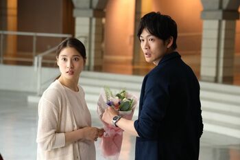 佐都（土屋太鳳）のお腹の子は…立ちはだかる深山家の掟『やんごとなき一族』第9話予告