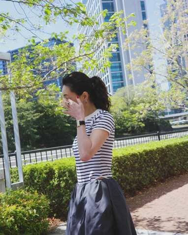 長谷川京子 上品なマリンコーデに「スカートが何ともステキ」と反響