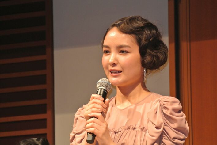 歌唱披露の葵わかな「日本で初めて上演される作品に携わることができて光栄」