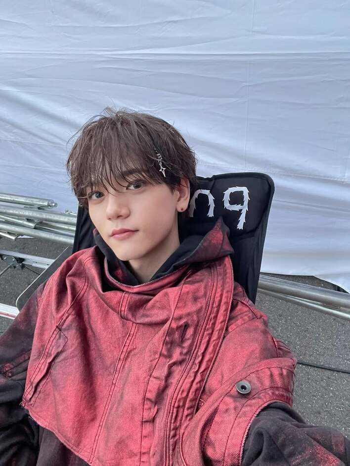 背後におもろい子おる」中島颯太 新曲MVオフショットにメンバー