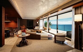 熱海、待望の新拠点。「UMITO VOYAGE ATAMI」全面改装。海の目の前絶景ロケーション「UMITO 熱海 本邸」誕生