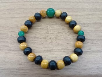 【JAF滋賀】僧侶によるご祈祷も！三井寺にてオリジナル腕輪念珠づくりイベントを開催