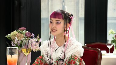 幾田りらが語るYOASOBIとの切り替え「衣装とヘアメイクとikuraという