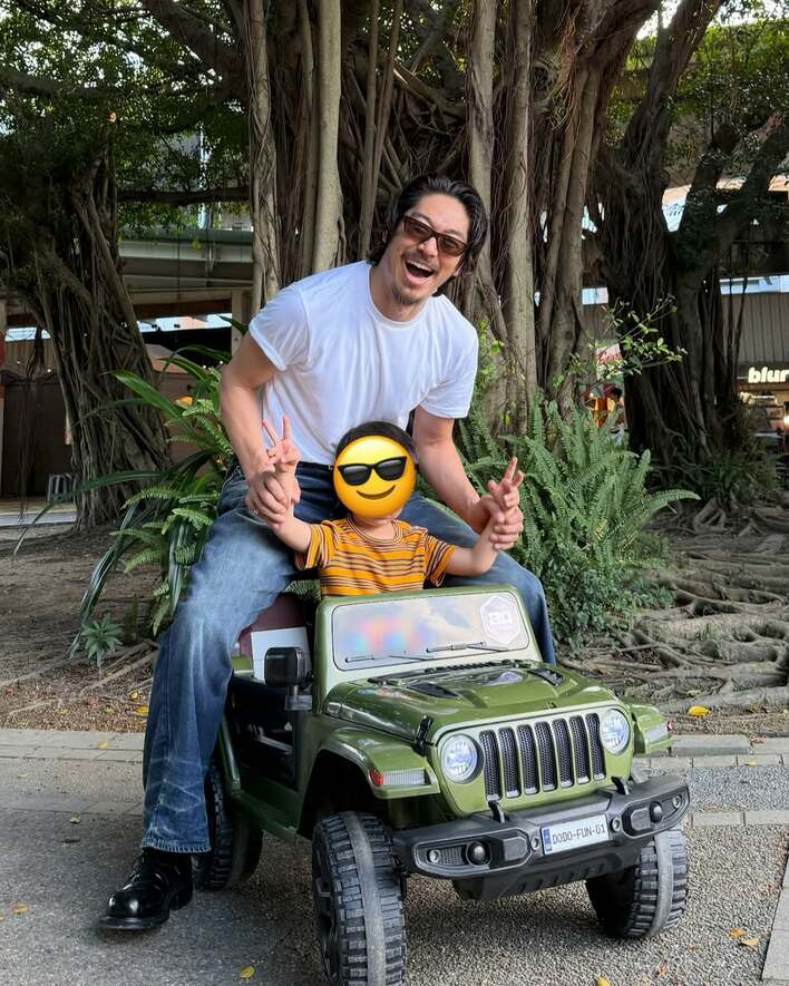 EXILE AKIRA 息子とのツーショットに「お子ちゃま初登場！」「素敵な
