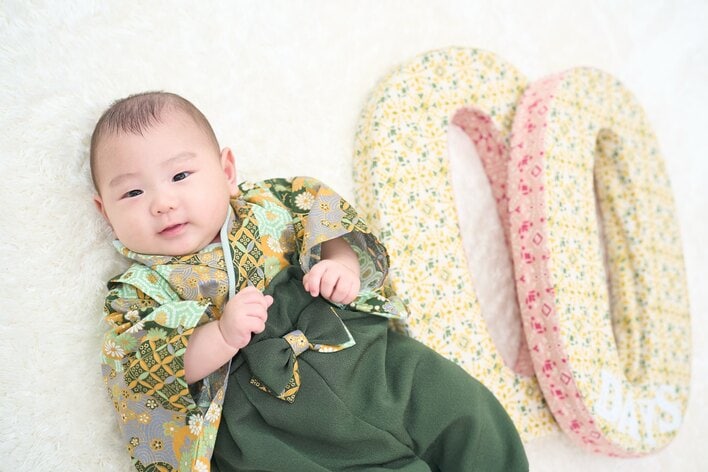 西野未姫 “祖母手作りの袴”着た生後3ヵ月長男の姿公開！お食い初めの