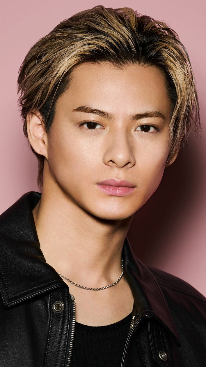 Number_i 平野紫耀「何度でも塗りたくなる」YSLリップバームの新