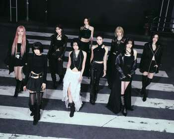 NiziU最新ビジュアル解禁！オールブラックなルックに視線集中 4月発売の2nd EP詳細を発表！西野カナ「Dear…」カバーも収録