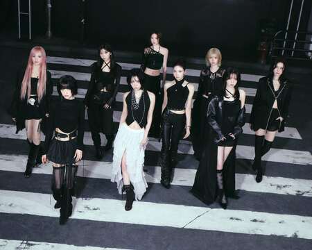 NiziU最新ビジュアル解禁！オールブラックなルックに視線集中 4月発売の2nd EP詳細を発表！西野カナ「Dear…」カバーも収録