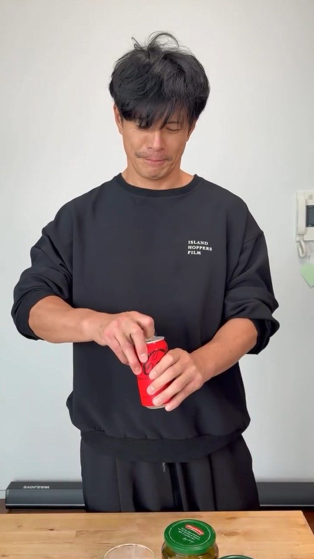 伊藤英明(49)ほっそり眉毛にイメチェンで「誰かと思った！」情報量が多