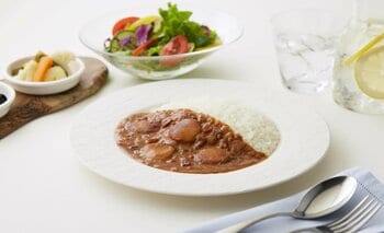 【夏季限定】nakato「麻布十番シリーズ」から『十勝産モッツァレラチーズとドライトマトのカレー』が4月15日（水）新発売