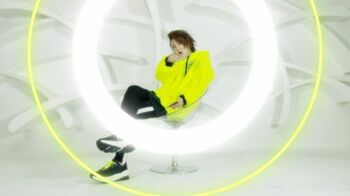 「目を見て話そうよ」氷川きよしがネット時代に放つEDM「キニシナイ」のMVが配信！