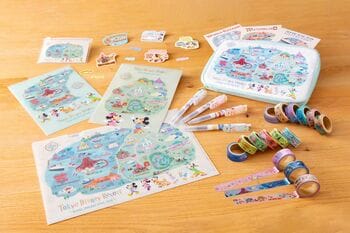 ディズニーのマップモチーフのグッズが新登場！『ファンタジースプリングス』が描かれたポストカードやスーベニアも【画像61枚】