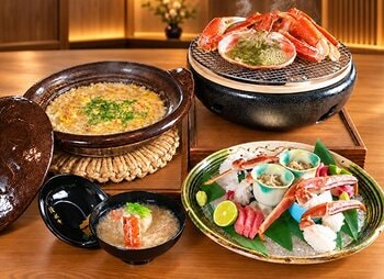 【四条河原町温泉　空庭テラス京都 別邸】タグ付き松葉ガニをお一人様一杯使用した、冬季限定の京懐石付き宿泊プランを提供