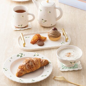 トレンドのお花柄で、上質な秋のカフェタイムを楽しめる新作「フルーロン」シリーズを9月26日（金）より展開