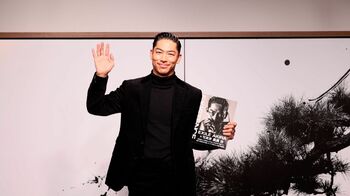 EXILE AKIRA 大先輩の写真家からエール「あんたは、まだまだ全然大丈夫」