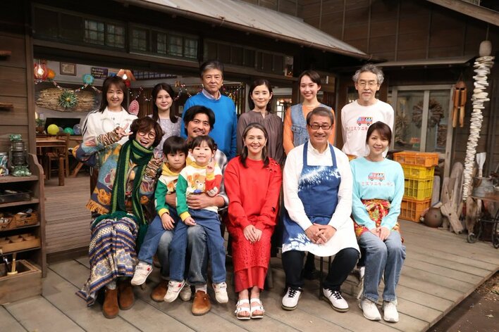 小泉今日子＆中井貴一ら『最後から二番目の恋』キャストが勢ぞろい！豪華オフショットに「みんな大好きー！」とファン歓喜