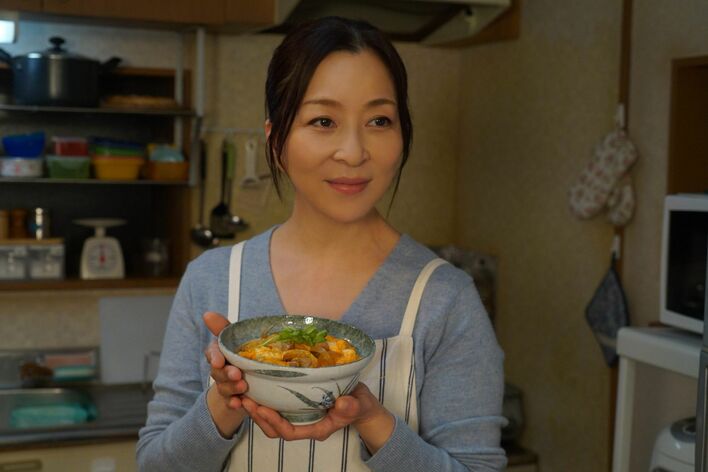 第3弾放送を記念して、FODにて『さくらの親子丼 2』の一挙無料配信が決定！