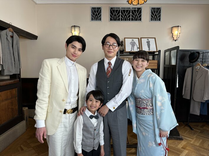 本当の親子みたい！】芳根京子＆本田響矢らの“家族写真”にSNS