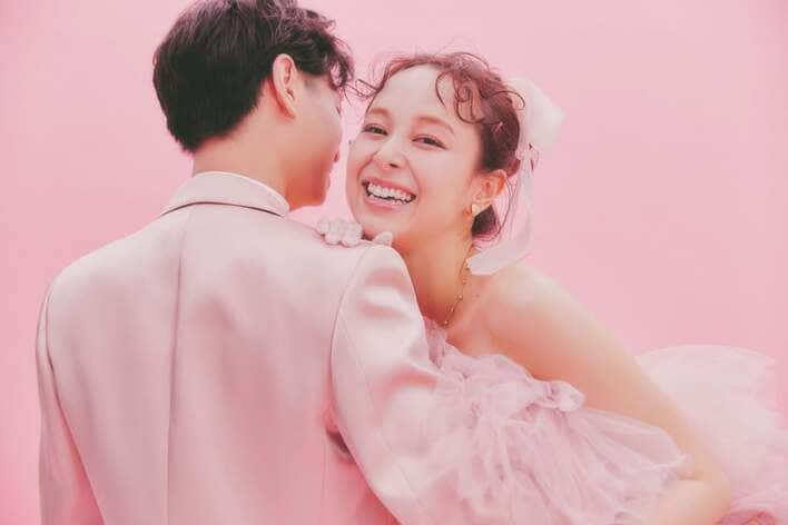 結婚発表の元アイドリング!!!・佐藤ミケーラ倭子 個性的ウェディング