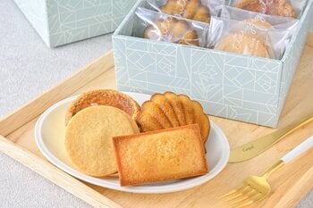 ≪2月18日更新≫【Buttery】塩バタークッキー入り『ホワイトデーギフトボックス』と『バタリーサンド～amour～』を3月14日まで期間限定販売！