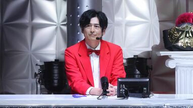 座王』が誇る“細身センスメガネ”ロングコートダディ・堂前透が頂点に