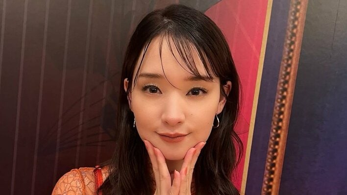 剛力彩芽 めいっ子とのツーショットで“すごい顔”に！？バルーンをむぎゅっとされた幸せあふれる誕生日での様子に「2人の姿がたまらない」「素敵」