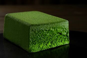 日本一の抹茶スイーツを目指した「THE chocola 抹茶」“抹茶を食べる”感覚を追求した究極の抹茶ガトーショコラ、オンライン販売で最大2年待ちを発表。高級スイーツで入手困難の幻の抹茶スイーツに!!